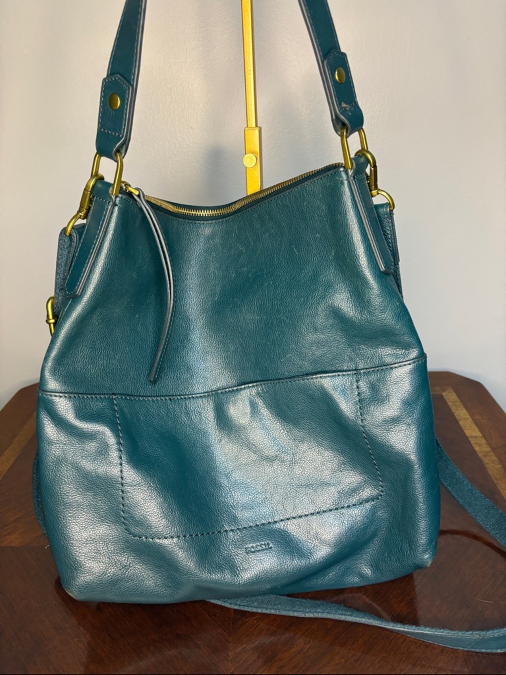 Fossil Teal Leather Shoulder Bag with Gold-Tone Hardware
